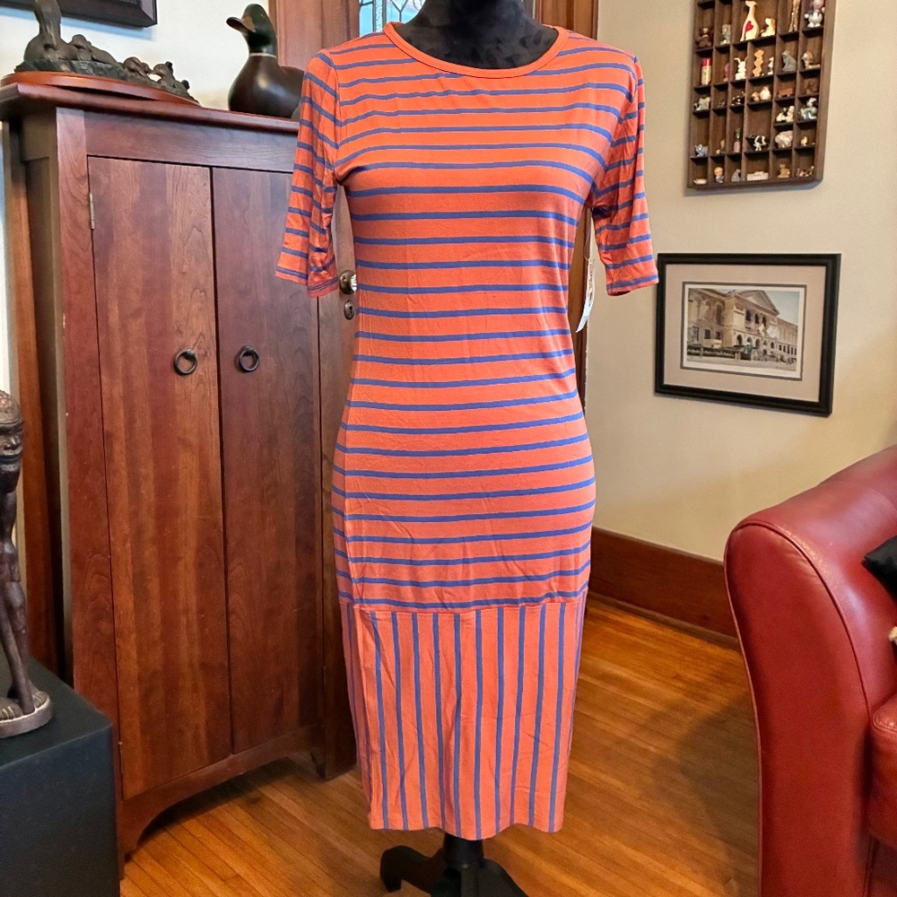 "LulaRoe" striped, body con dress, M